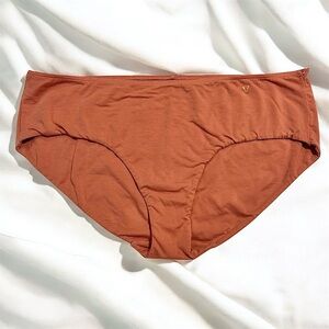 Victoria’s Secret Hiphugger Panty